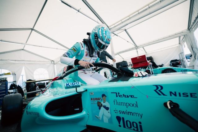 :
FIAF4 R.2 Fuji🗻

P15→P8

イメージ通りの最高のスタートで順位を上げましたが、ペースが無く厳しいレースとなりました。
僕自身の課題とチームの課題どちらも克服して次の岡山大会に向けて勝つ準備をしていきたいと思います。

チームも自分もこんなものではない。つぎこそ！

今大会も沢山の応援ありがとうございました^ ^

#17
#yutasuzuki
#鈴木悠太
#FIAF4